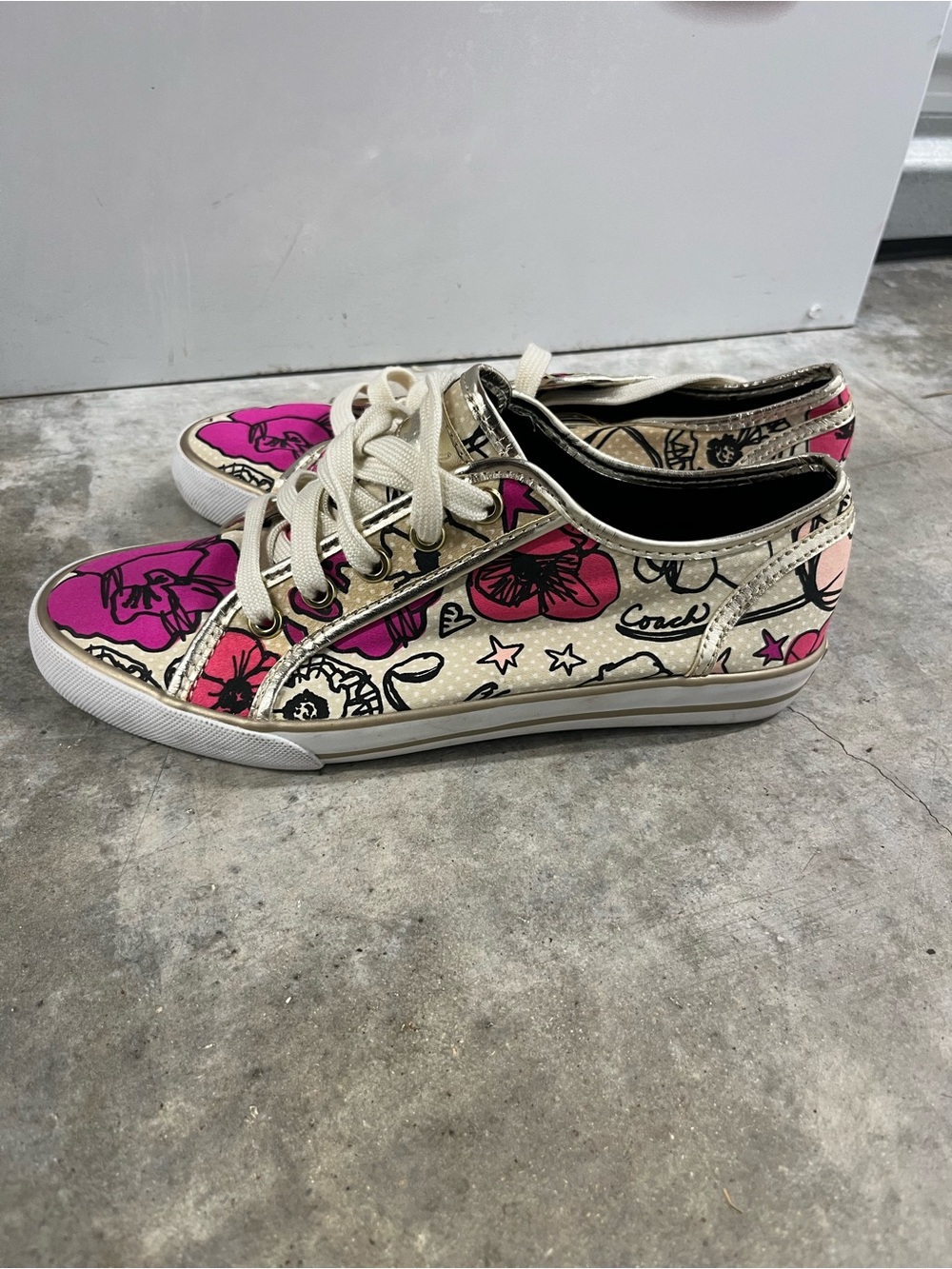 Coach Women's Pink Floral Low-Top Sneakers 7